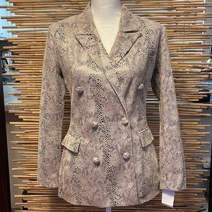 🔥🔥🔥 BLANKNYC Snakeskin Print Faux Suede Double Breasted Blazer
